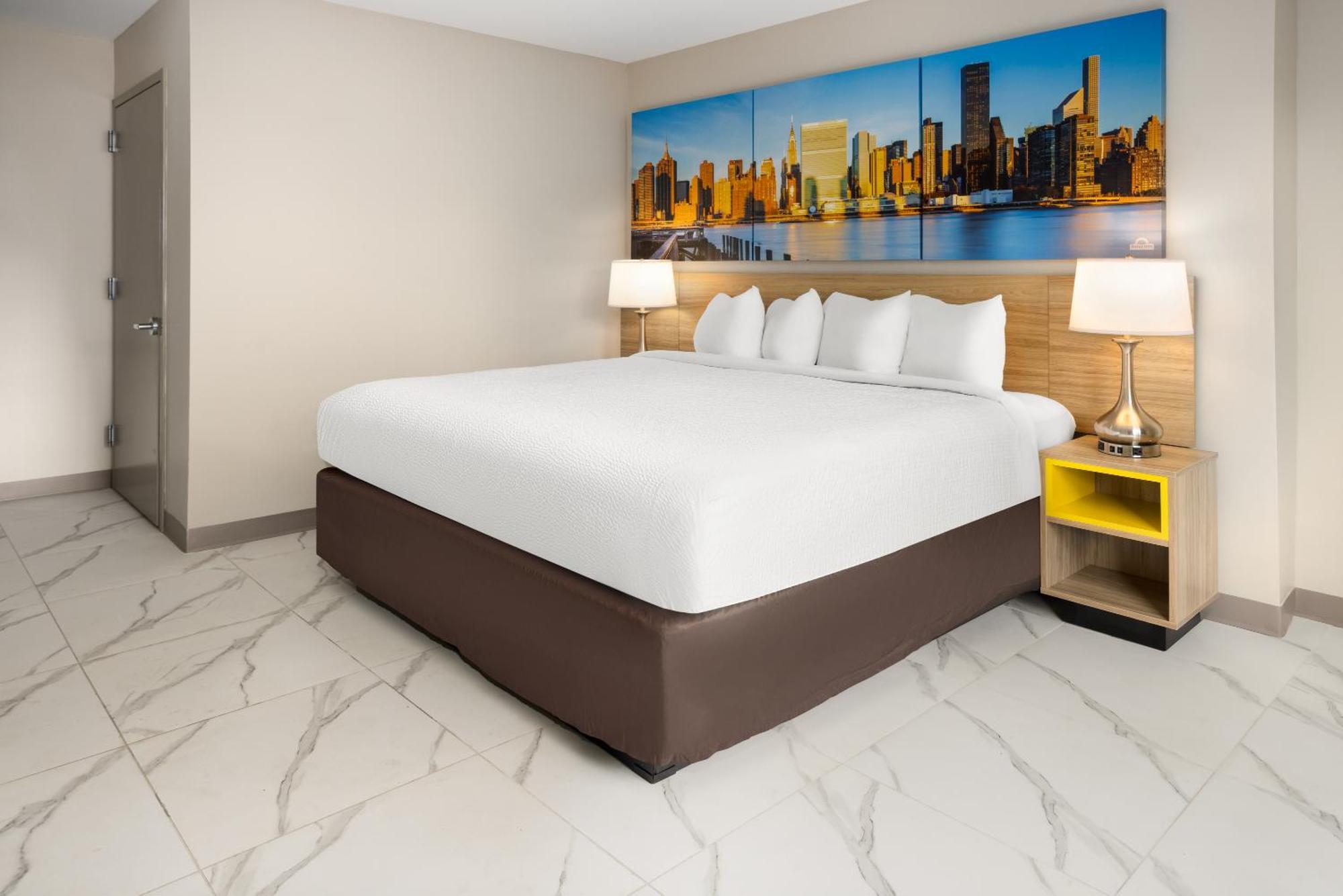 Days Inn By Wyndham Staten Island New York Exterior photo